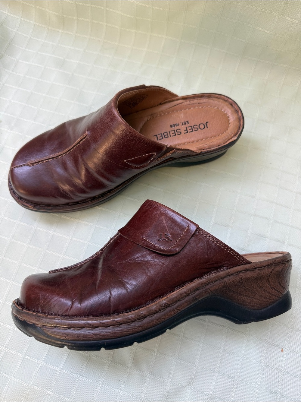 Vintage Josef Seibel Slip-On Clog — Brown Distressed Leather